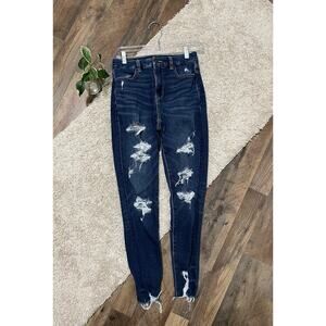 American Eagle Size 2 Dark Wash Distressed Curvy High-Rise Jegging Skinny Jeans